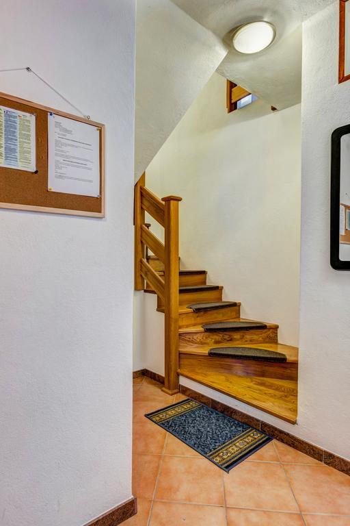 Apartment Jelcic Подстрана Екстер'єр фото